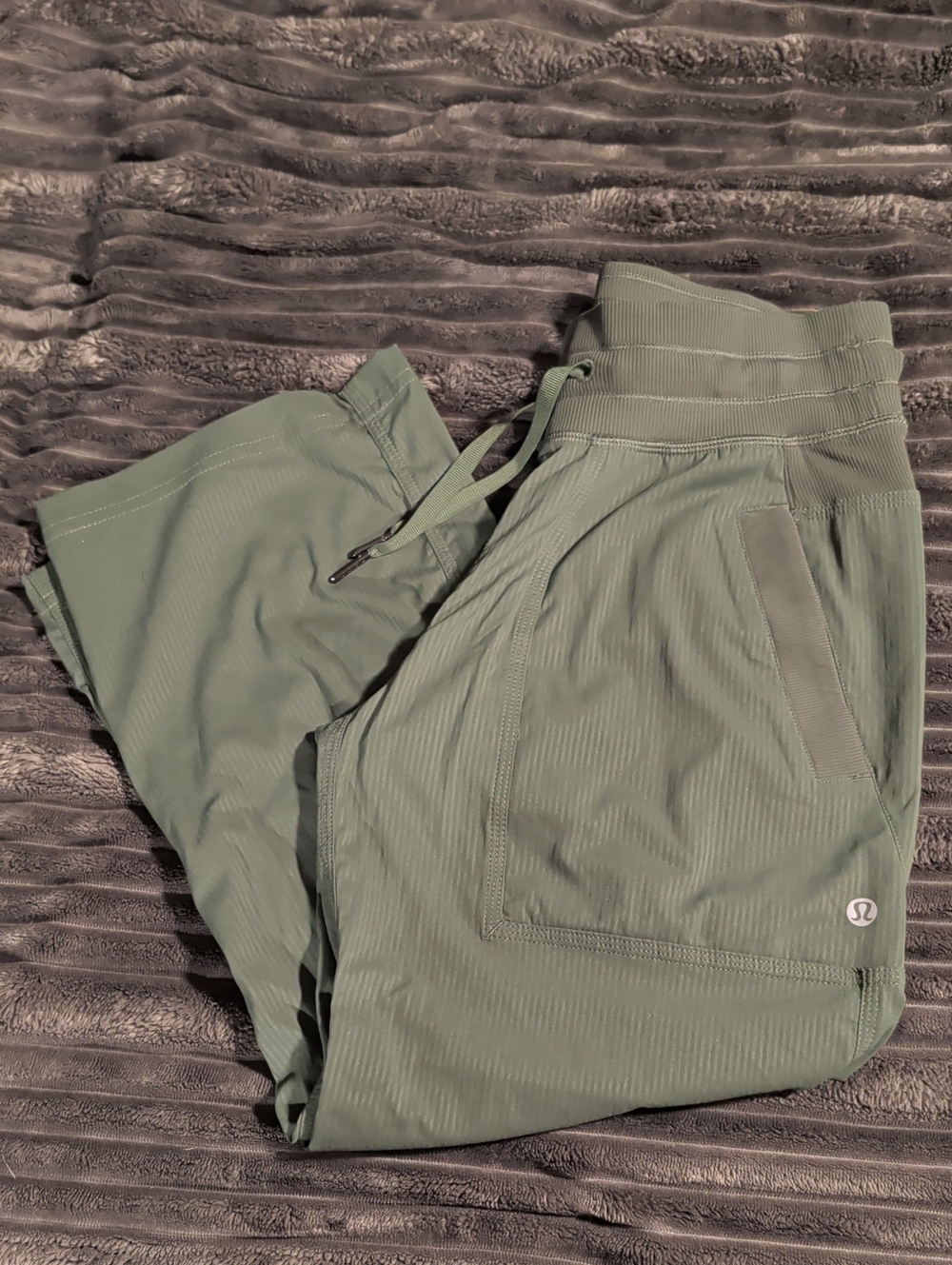 lululemon athletica Olive Green Ribbed Women's Jogger Pants